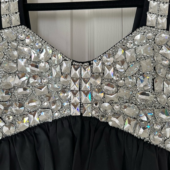 Mini dress - Picture 6 of 17